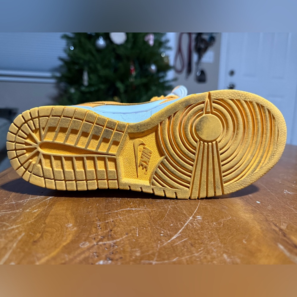 Women’s Nike Dunk Low Laser Orange Sneakers - Picture 9 of 10